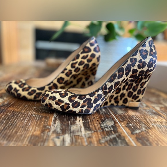 Tory Burch 9 M  Astoria calf hair leopard print wedge heels - Picture 11 of 11